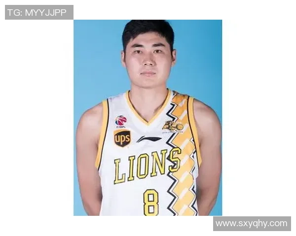 足球李斌：从草根球员到职业教练的奋斗历程与心路历程